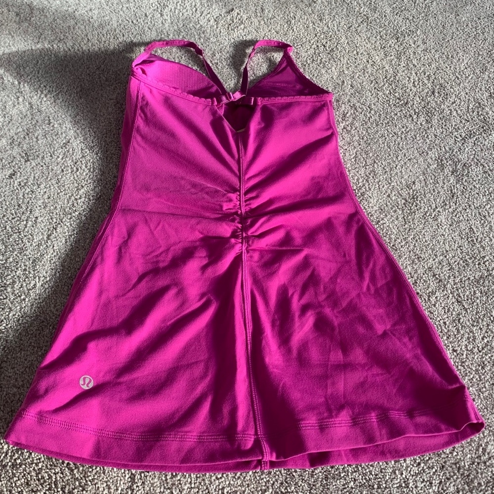 LULULEMON Tank Top Built in Shelf Sports Bra. - Picture 3 of 8